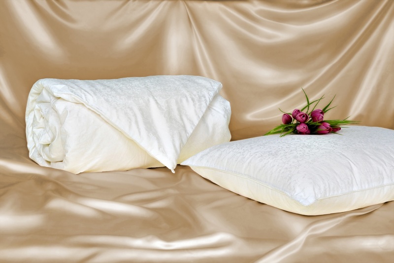 Одеяло шёлковое «Comfort Premium» 2-х спальное (евро). Облегченное/летнее (фото, вид 1)
