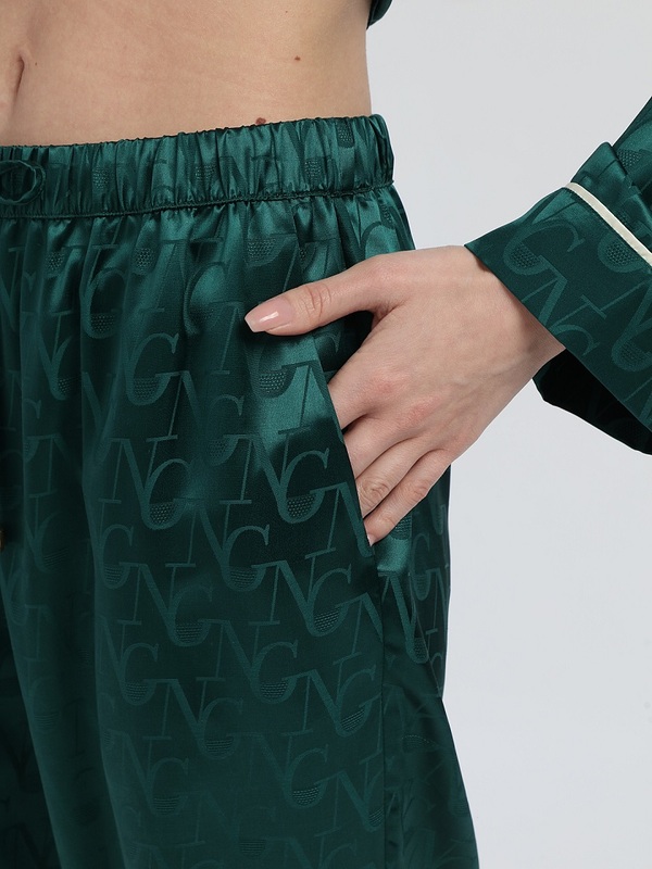 OnSilk    "Angy" () (,  6)