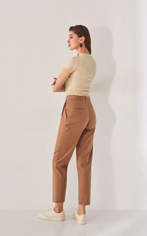 Laete -   (13004) (,  1)