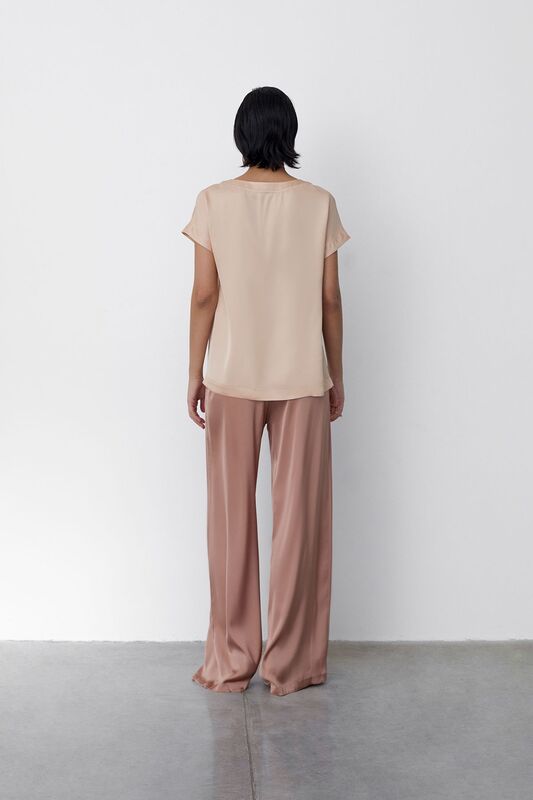 Laete    (61830-1) (,  1)