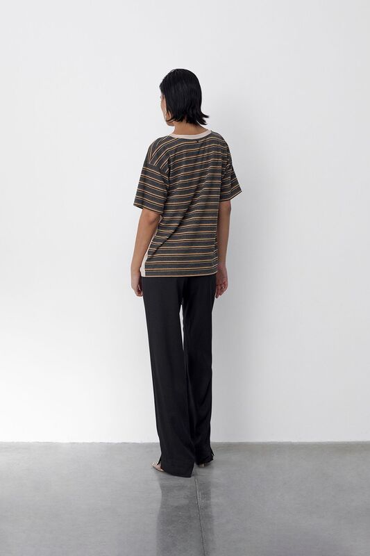 Laete    (56497-1) (,  1)