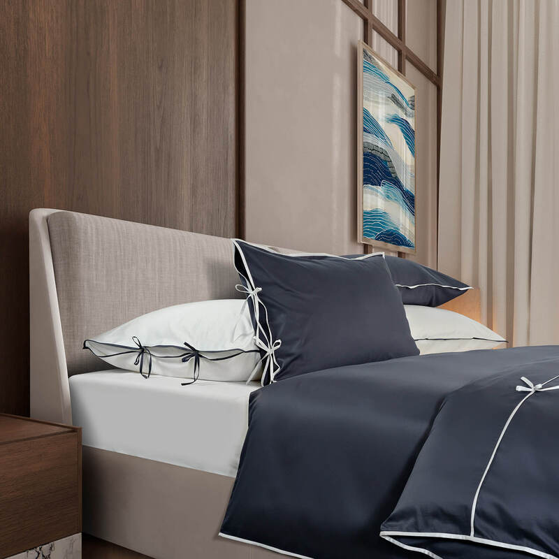 OnSilk   2-  "Luca" (5070) (/) (,  1)