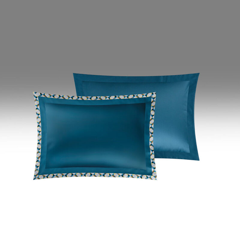 OnSilk   2-  "Majorelle" (5070)  (70x70) (,  1)