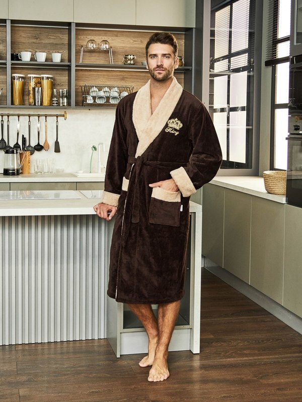 ����� Polens ������� �������� "KING" � ������� ���������� (����, ��� 4)