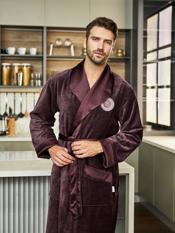 Халат Polens мужской велюровый воротник шалька PAUL хлопок с атласным воротником и вышивкой (вид 3) Халат Polens мужской велюровый воротник шалька PAUL хлопок с атласным воротником и вышивкой (фото, вид 3)