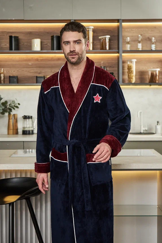 Халат Polens мужской махровый халат CHAMPIONS с вышивкой с шалевым воротником (вид 4) Халат Polens мужской махровый халат CHAMPIONS с вышивкой с шалевым воротником (фото, вид 4)