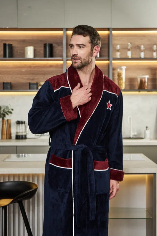Халат Polens мужской махровый халат CHAMPIONS с вышивкой с шалевым воротником (вид 5) Халат Polens мужской махровый халат CHAMPIONS с вышивкой с шалевым воротником (фото, вид 5)
