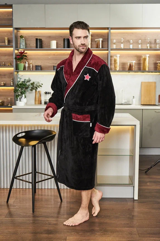 Халат Polens мужской махровый халат CHAMPIONS с вышивкой с шалевым воротником (вид 2) Халат Polens мужской махровый халат CHAMPIONS с вышивкой с шалевым воротником (фото, вид 2)