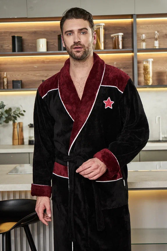 Халат Polens мужской махровый халат CHAMPIONS с вышивкой с шалевым воротником (вид 3) Халат Polens мужской махровый халат CHAMPIONS с вышивкой с шалевым воротником (фото, вид 3)