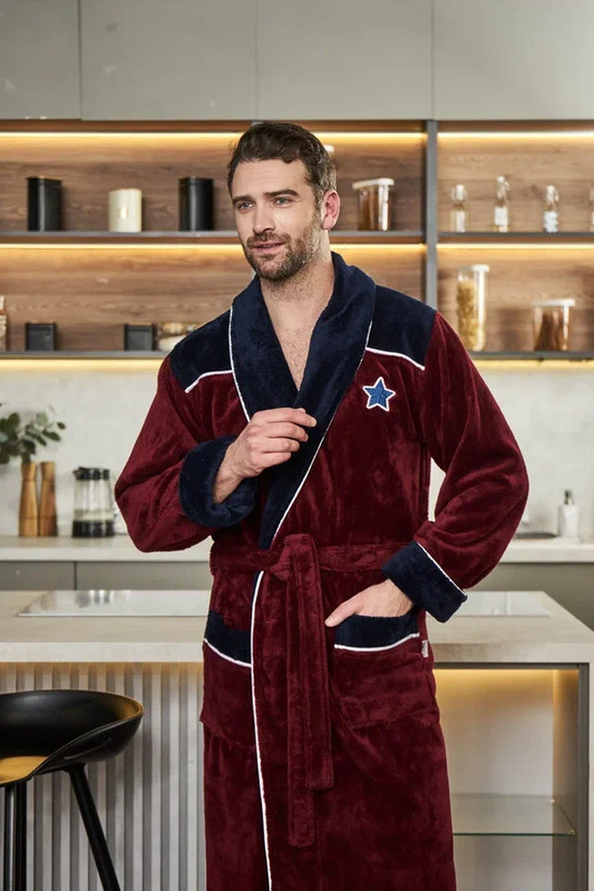  Polens    CHAMPIONS      (,  3)