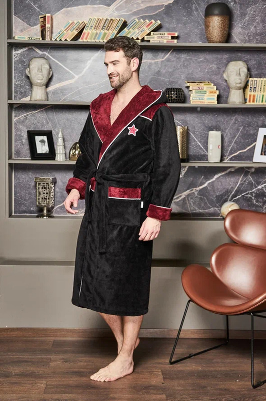  Polens    CHAMPIONS  ,   (,  2)