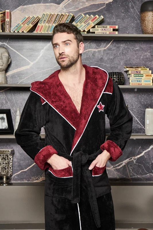  Polens    CHAMPIONS  ,   (,  5)