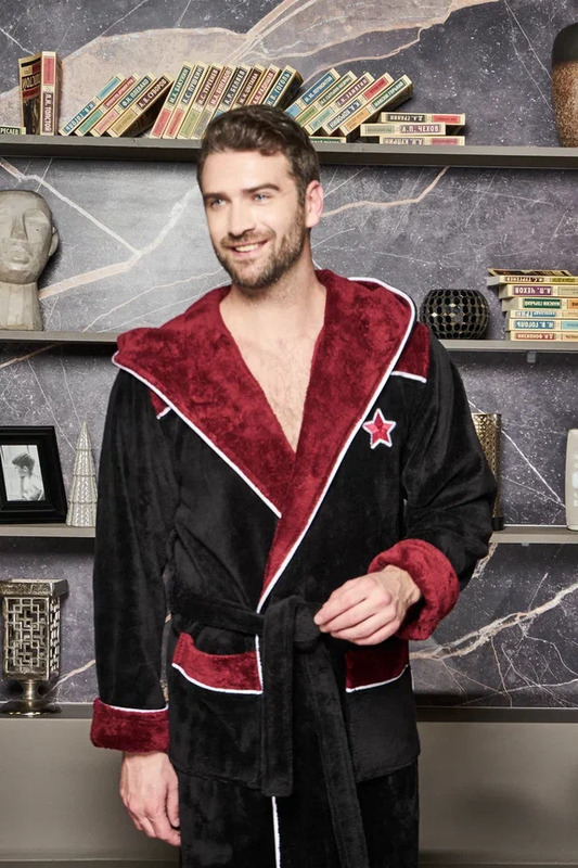  Polens    CHAMPIONS  ,   (,  6)