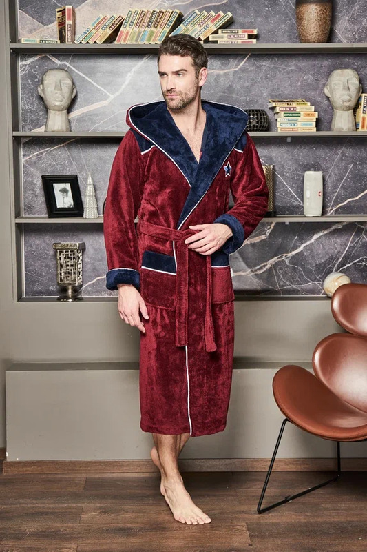 ����� Polens ������� �������� ����� CHAMPIONS � ��������, � ��������� (����, ��� 3)