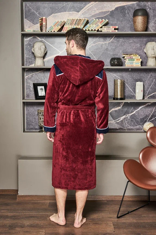 ����� Polens ������� �������� ����� CHAMPIONS � ��������, � ��������� (����, ��� 7)