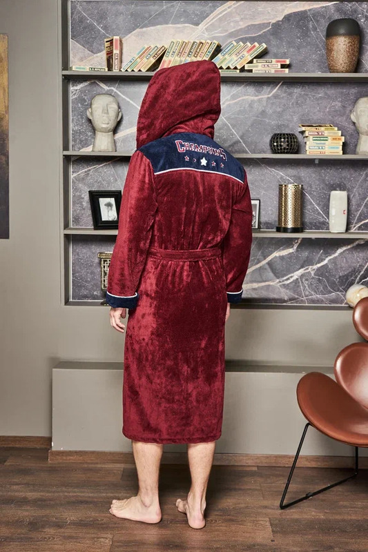 ����� Polens ������� �������� ����� CHAMPIONS � ��������, � ��������� (����, ��� 8)