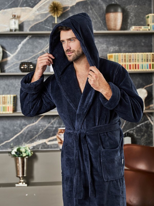  Polens      Adam Sport (,  4)