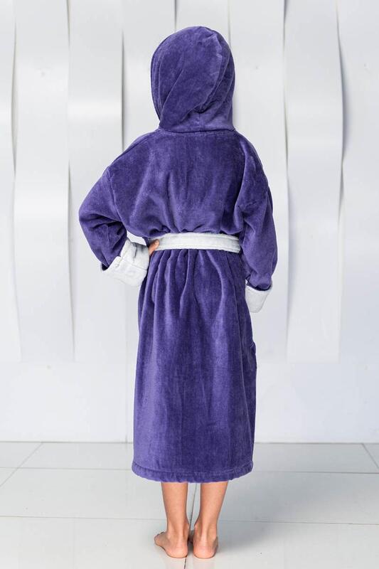 Халат Polens детский Unicorn с вышивкой с капюшоном "Polens" Темная сирень (вид 2) Халат Polens детский Unicorn с вышивкой с капюшоном "Polens" Темная сирень (фото, вид 2)