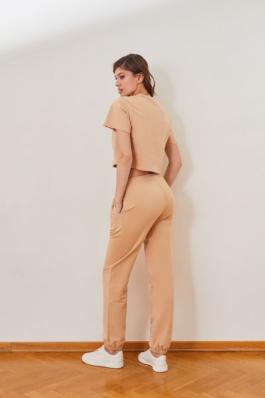 Футболка Laete женская из хлопка пшеничный (55380-4) (вид 1) Футболка Laete женская из хлопка пшеничный (55380-4) (фото, вид 1)