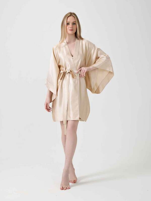 Халат OnSilk кимоно "Assami mini" карамель 100% шелк (вид 2) Халат OnSilk кимоно "Assami mini" карамель 100% шелк (фото, вид 2)