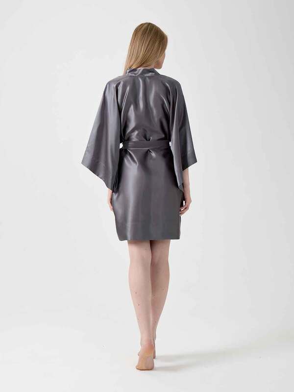 Халат OnSilk кимоно "Assami mini" графит 100% шелк (вид 3) Халат OnSilk кимоно "Assami mini" графит 100% шелк (фото, вид 3)