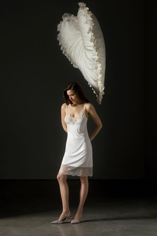 Сорочка Laete ночная женская с кружевом (52173) (вид 2) Сорочка Laete ночная женская с кружевом (52173) (фото, вид 2)