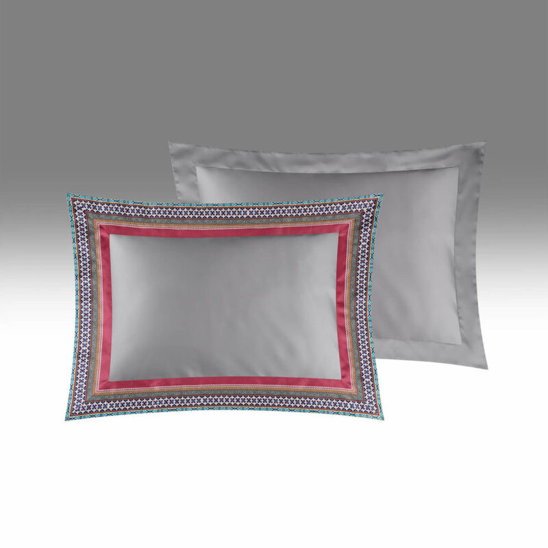 OnSilk   Sharmes/  Minos (,  4)