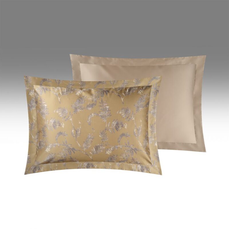 OnSilk   Sharmes/   Patra (,  3)