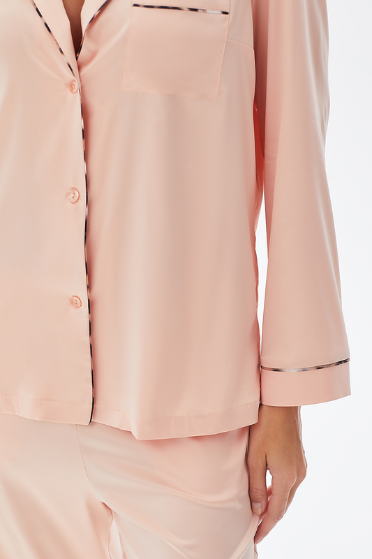   Laete  (60579-4) (,  7)