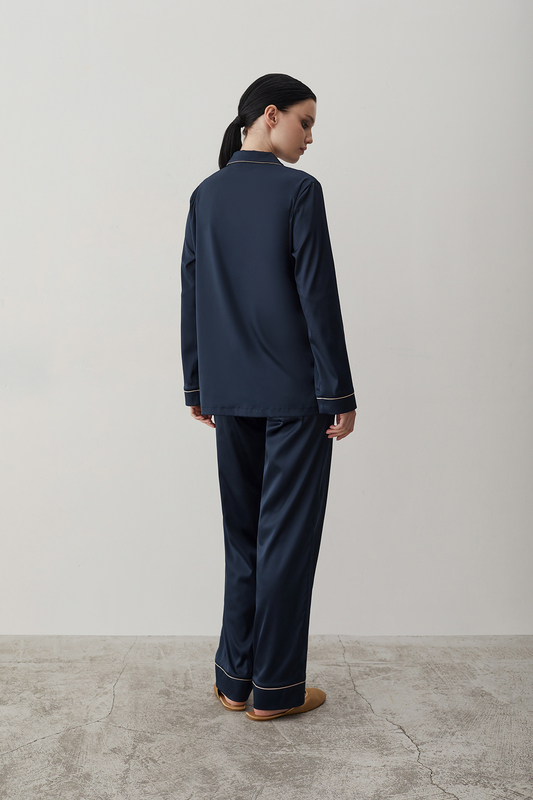 Laete       (61889-3) (,  1)
