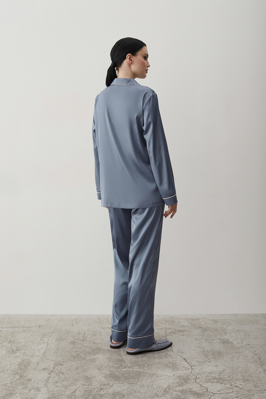 Laete       (61889-5) (,  1)