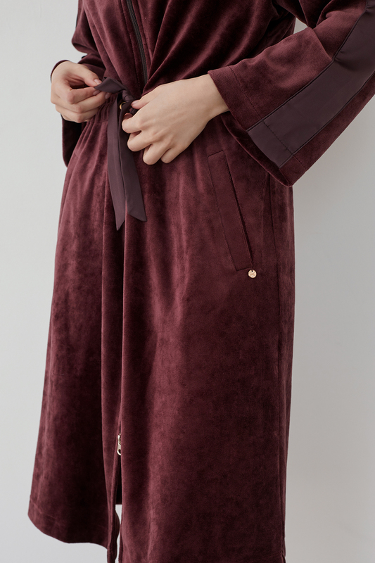 Laete      (20465-3) (,  5)