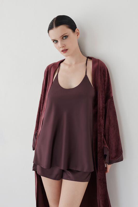 Laete      (20467-3) (,  7)