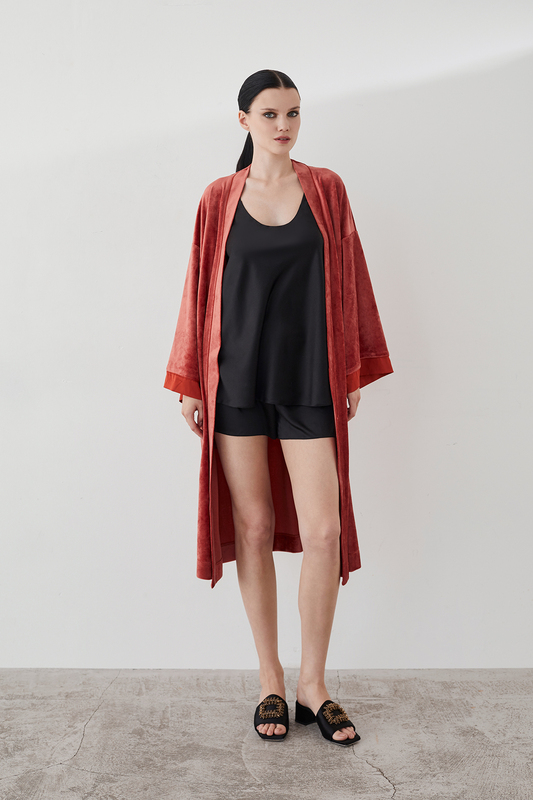 Laete     (20467-2) (,  15)