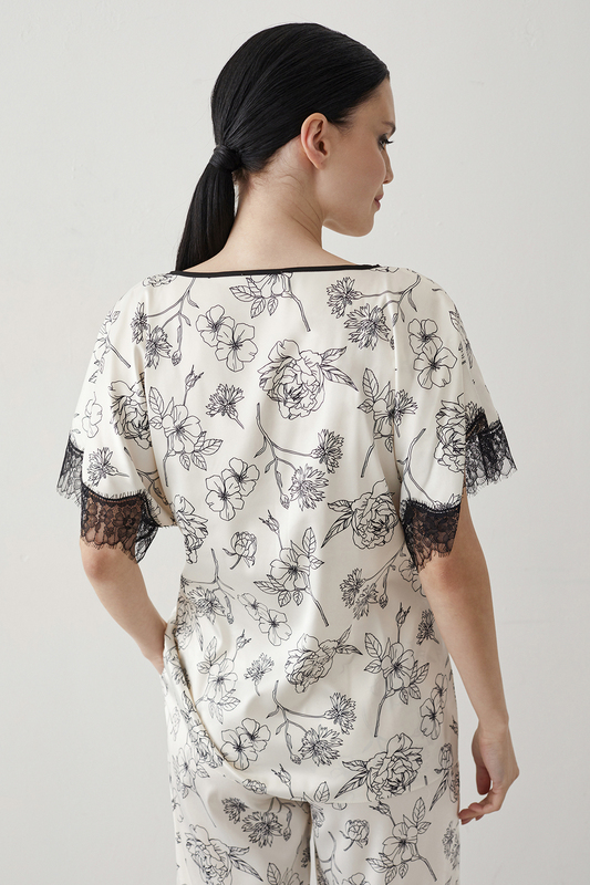 Laete       (60570-5) (,  8)