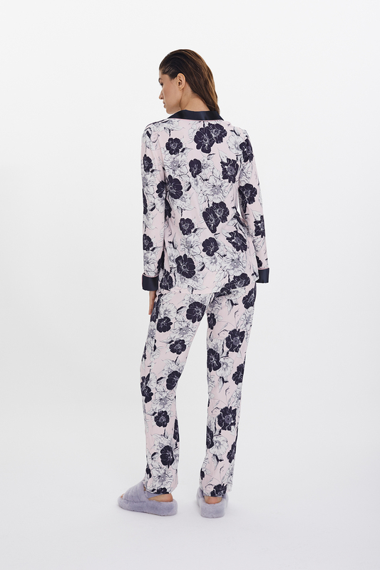 Laete     (56484-1) (,  9)