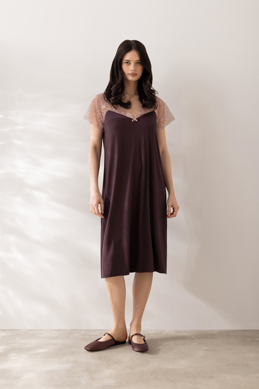 Laete     (52195) (,  4)