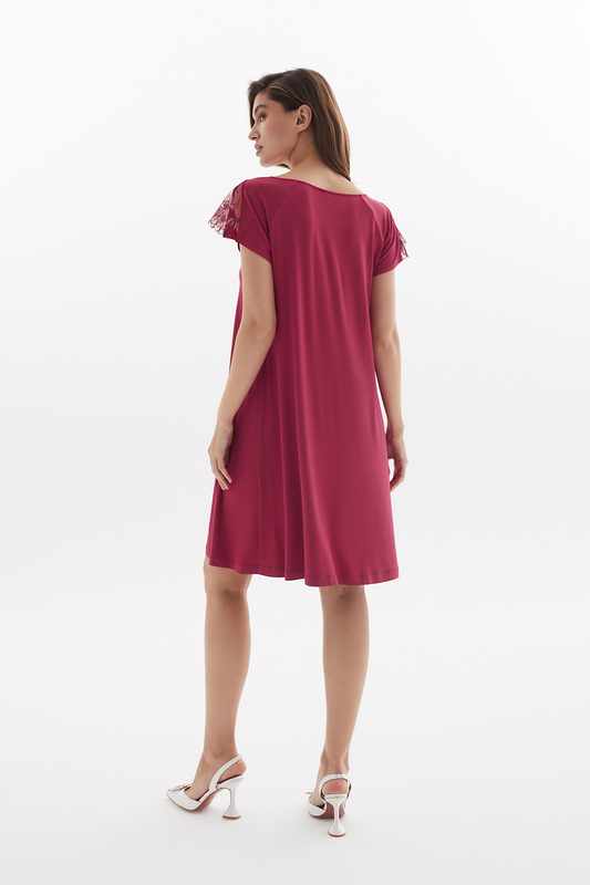 Laete      (52026-2) (,  1)