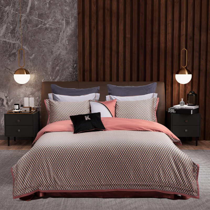 OnSilk   Sharmes/   Delorm ()