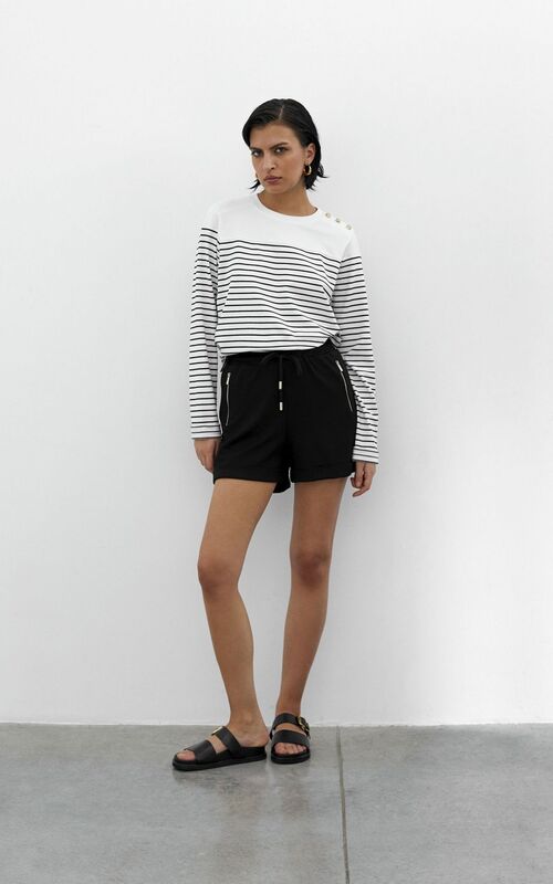 Laete    (30542-2) ()