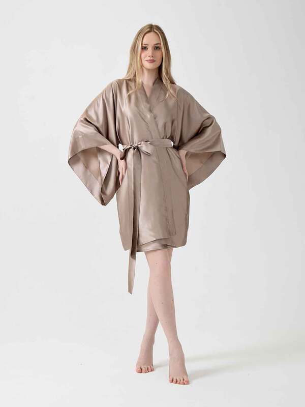 Халат OnSilk кимоно "Assami mini" темно-бежевый 100% шелк Халат OnSilk кимоно "Assami mini" темно-бежевый 100% шелк (фото)