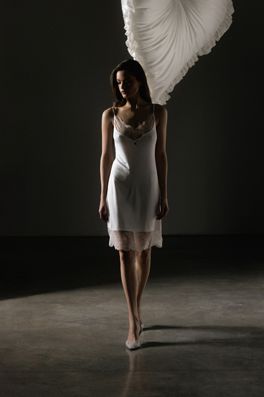 Сорочка Laete ночная женская с кружевом (52173) Сорочка Laete ночная женская с кружевом (52173) (фото)